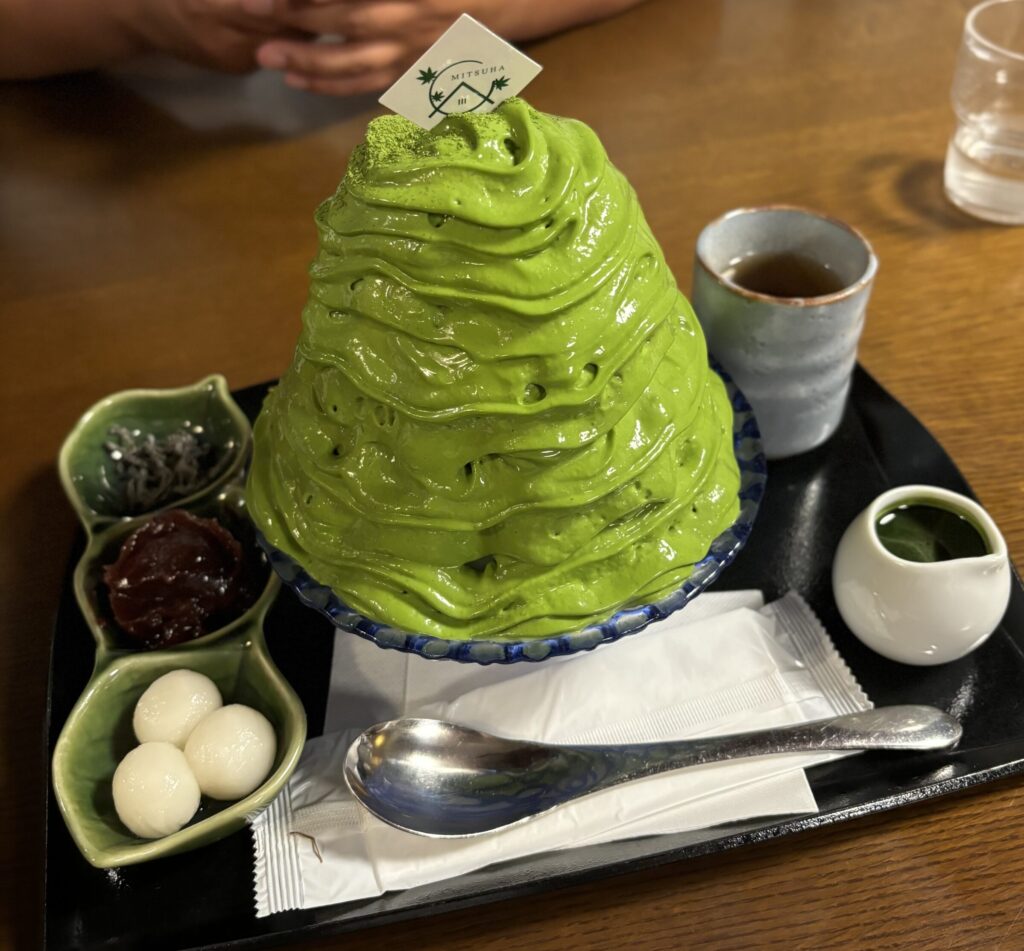 飛騨高山茶寮 三葉のかき氷